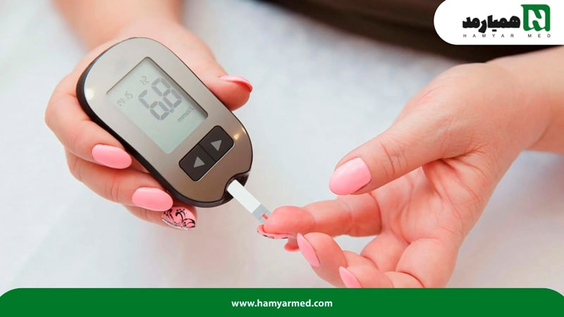 یک فرد در حال انجام تست دیابت
